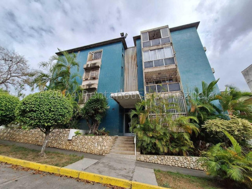 Apartamento En Venta El Marques 05/04 Dr 