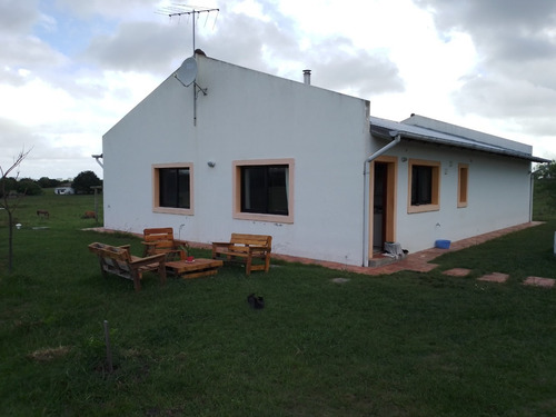 Chacra Con Muy Buena Casa, Mas Galpón Y Casa De Casero
