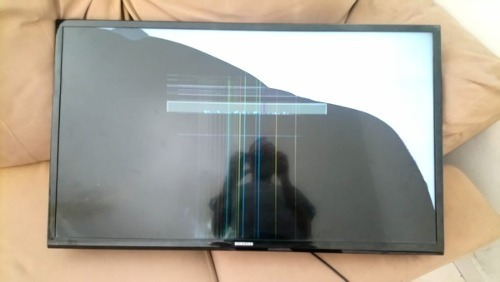 Imagem 1 de 1 de Tv Led Samsung Mod Un40h5100 Tela Quebrada