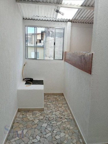 Imagem 12 de 13 de Casa Com 1 Dormitório,sala,cozinha,1wc,para Alugar Por R$ 900/mês - Parque João Ramalho - Santo André/sp - Ca0965