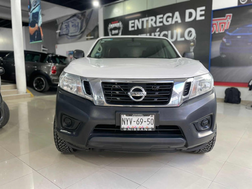 Nissan NP300 2.4 Doble Cabina Se Aa Pack Seg Mt