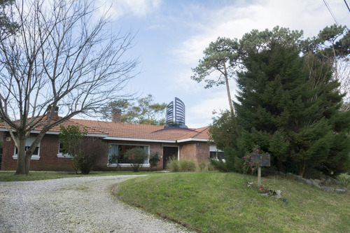 San Rafael - Para Vivir Todo El Año ! Casa En Venta.- Ref: 1126