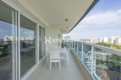 Alquiler Apartamento Cuatro Dormitorios Parrillero Propio Playa Mansa Punta Del Este Edificio Casino Tower