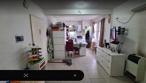 Imagen 2 de 6 de Venta Monoambiente Caseros Centro Cochera Baulera