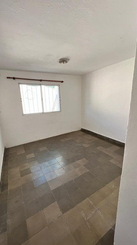 Vende Casa De Dos Dormitorios - Barrio Cordoba - Alta Gracia . Prov. De Cordoba