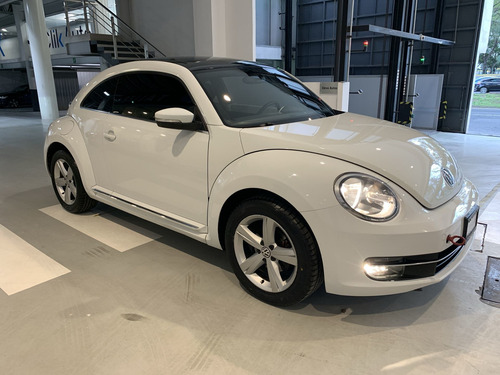 Imagen 12 de 15 de Volkswagen Beetle 2015 2.5 Sport At