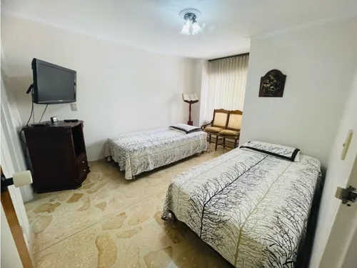Apartamento En Venta En Laureles