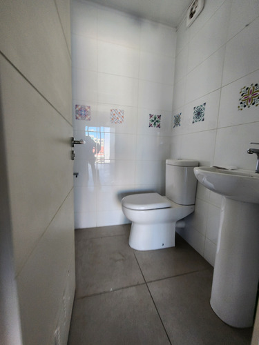 Arriendo De Oficinas A Pasos De Avda Alemania