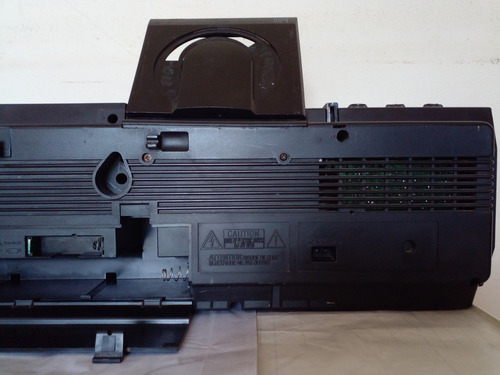 Radio Toshiba Cd E Toca Fitas Funciona Parcialmente (Usado)