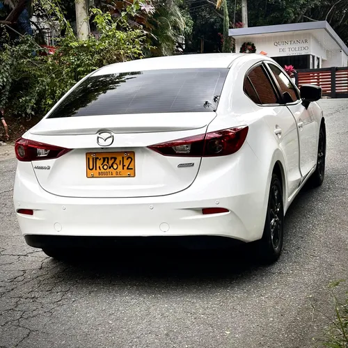Mazda 3 2.0 Touring