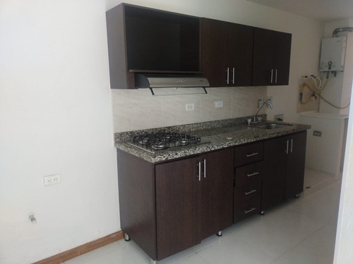 Apartamento En Arriendo En La Ceja, Sector Villas De La Argentina.