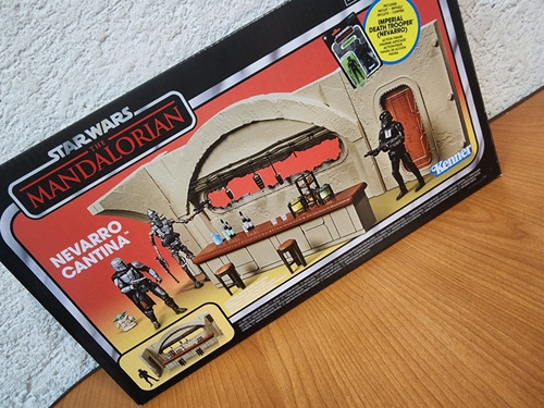 The Vintage Collection Retro: Navarro Cantina El Mandalorian