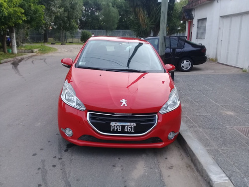 Imagen 6 de 16 de Peugeot 208 2016 1.5 Allure Touchscreen
