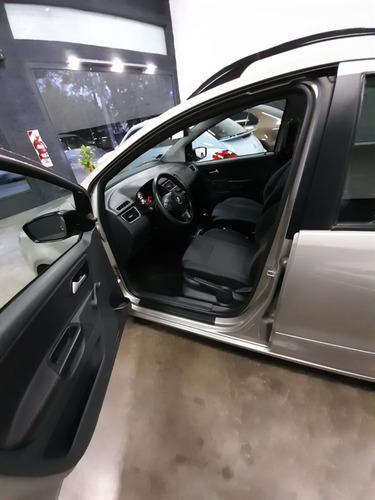 Volkswagen Suran 2013 1.6 Comfortline 101cv Gnc