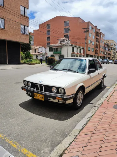 BMW Serie 3 2.3 323i E30 Coupe