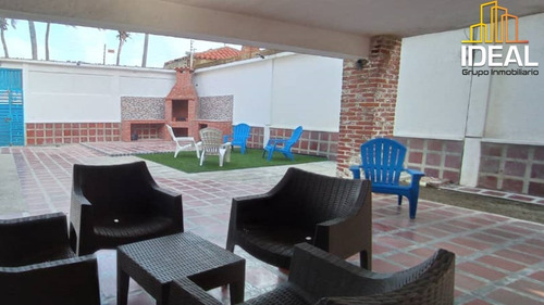 Imagen 13 de 14 de Ideal Grupo Inmobiliario Vende Casa En Tucacas Frente Al Mar De 600mts