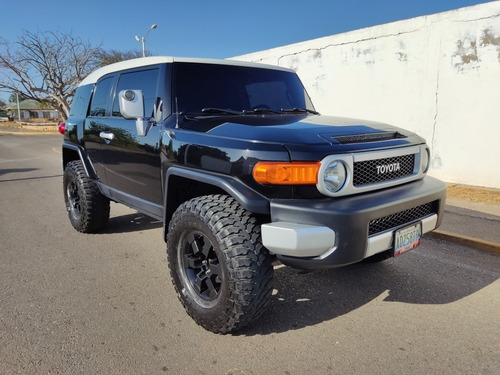 Imagen 4 de 13 de Toyota Fj Cruiser