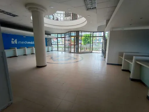 Local En Arriendo En Sector Av 30 De Agosto/pereira (48518).