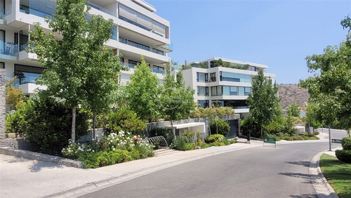 Departamento En Venta De 5 Dorm. En Las Condes