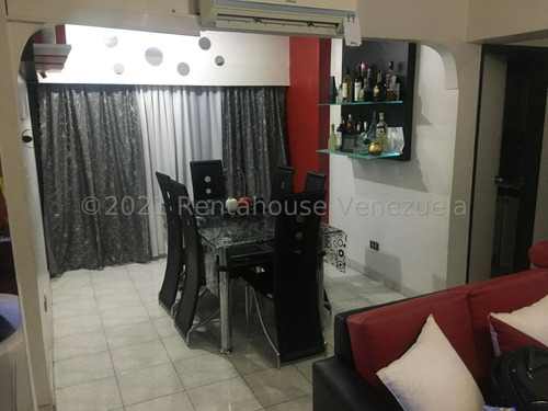 Imagen 7 de 16 de En Venta Bello Apartamento Mls #21-25951