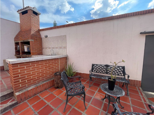 Casa En Venta En Trigal Norte, Las Clavellinas Gr-8197952