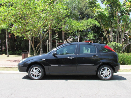 Ford Focus 2.0 Glx Blindado Gasolina 4p Manual 2008
