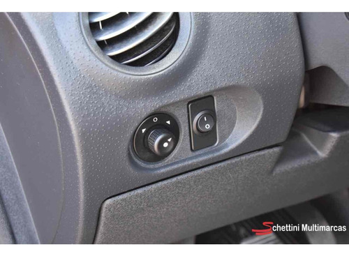Citroën C3 1.4 I GLX 8V FLEX 4P MANUAL