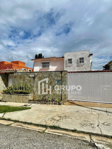 Imagen 1 de 17 de Venta De Casa En La Viña