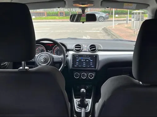 Suzuki Swift 1.2 Hybrid 2Wd