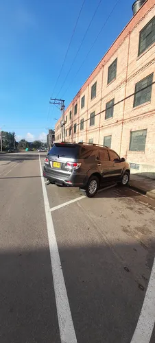 Toyota Fortuner 2.7l 4x2