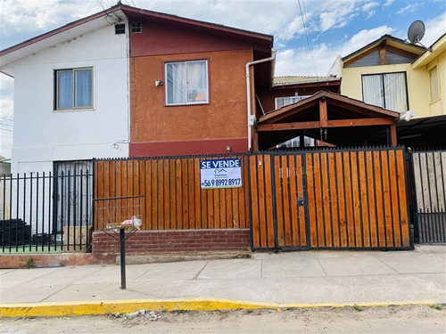 Casa En Venta De 3 Dorm. En La Serena