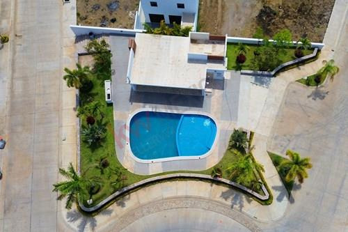 Excelente Terreno De 160 Metros Cuadrados, Ideal Para Construir La Casa De Tus Sueños!