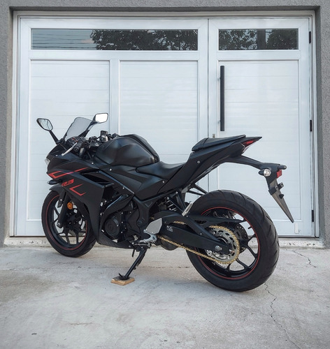 Yamaha R3