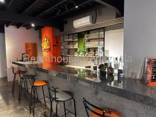 Rent-a-house Vende Fondo De Comercio Bar-restaurante, San Jacinto, Maracay, Estado Aragua, 25-16218 Gf.