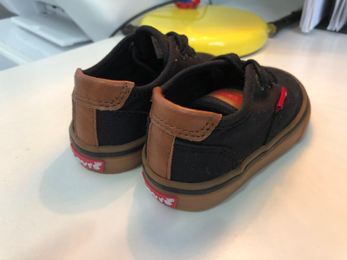 Tenis Levis Menino