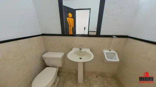 Local En Arriendo En Medellín - Laureles