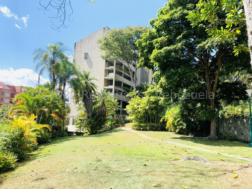 Ss: Vende Apartamento 23-26449 En Las Esmeraldas De 154 M2, 4h/3b/2pe