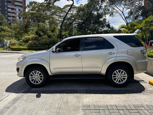 Toyota Fortuner 2.7l 4x4