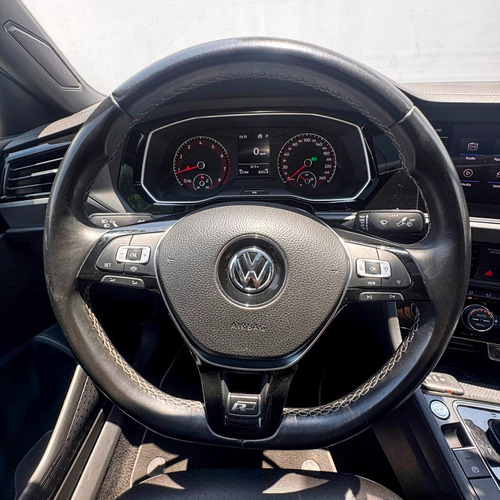 Volkswagen Jetta R Line Tiptronic TSI 1.4L