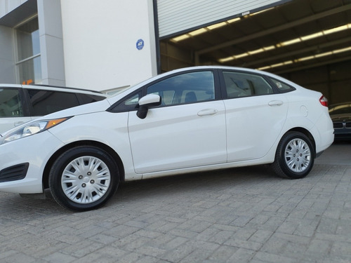 Imagen 8 de 15 de Ford Fiesta 1.6 S Sedan At 2016