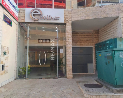 Re/max 2mil Vende Oficina En C.e Bolívar, Av. Bolívar, Mun. Mariño, Isla De Margarita, Edo. Nueva Esparta