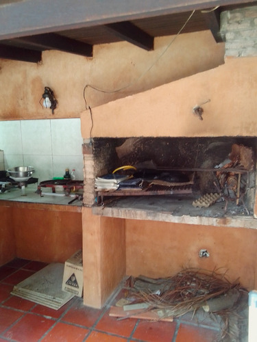 Imagen 10 de 12 de Amplia Casa Tipo Chana 5 Dormitorios 3 Bñas