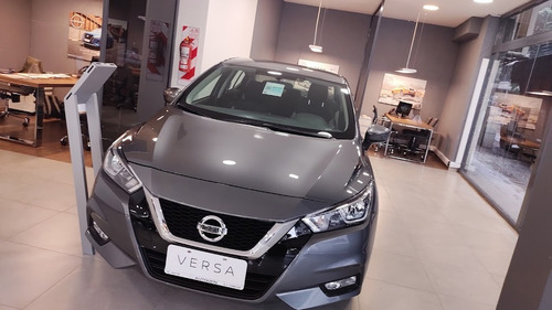 Imagen 17 de 25 de Nissan Versa Exclusive (c)