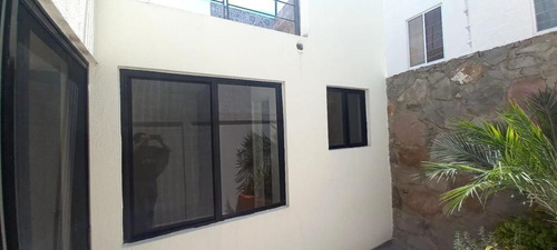 Se Vende Casa En Sonterra, 3 Recamaras, Una En Pb, Terraza Tipo Roof, 3.5 Baños