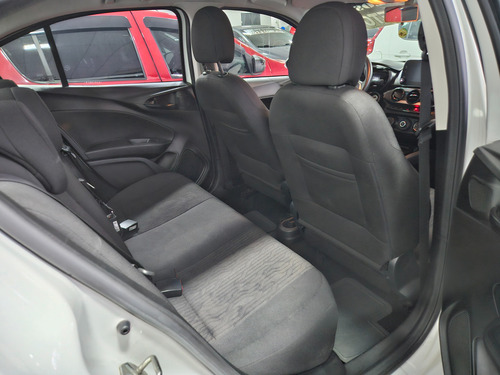 Fiat Cronos 1.3 Drive Gsr Flex 4p