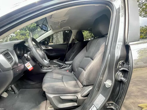 Mazda 3 2.0 Prime