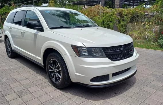 Dodge Journey 2.4 Se 7 Pasajeros At