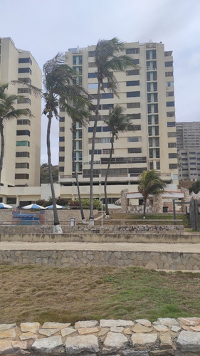 Imagen 8 de 9 de Apartamento Vista Al Mar. Primera Linea, Puerto Viejo.
