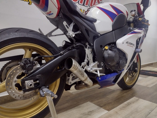 Imagem 13 de 16 de Honda / Cbr 1000 Rr