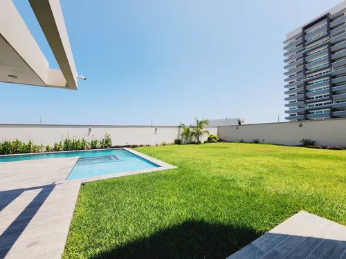 Residencia En Venta Con Terreno De 908 M2 Fracc Playas Del C